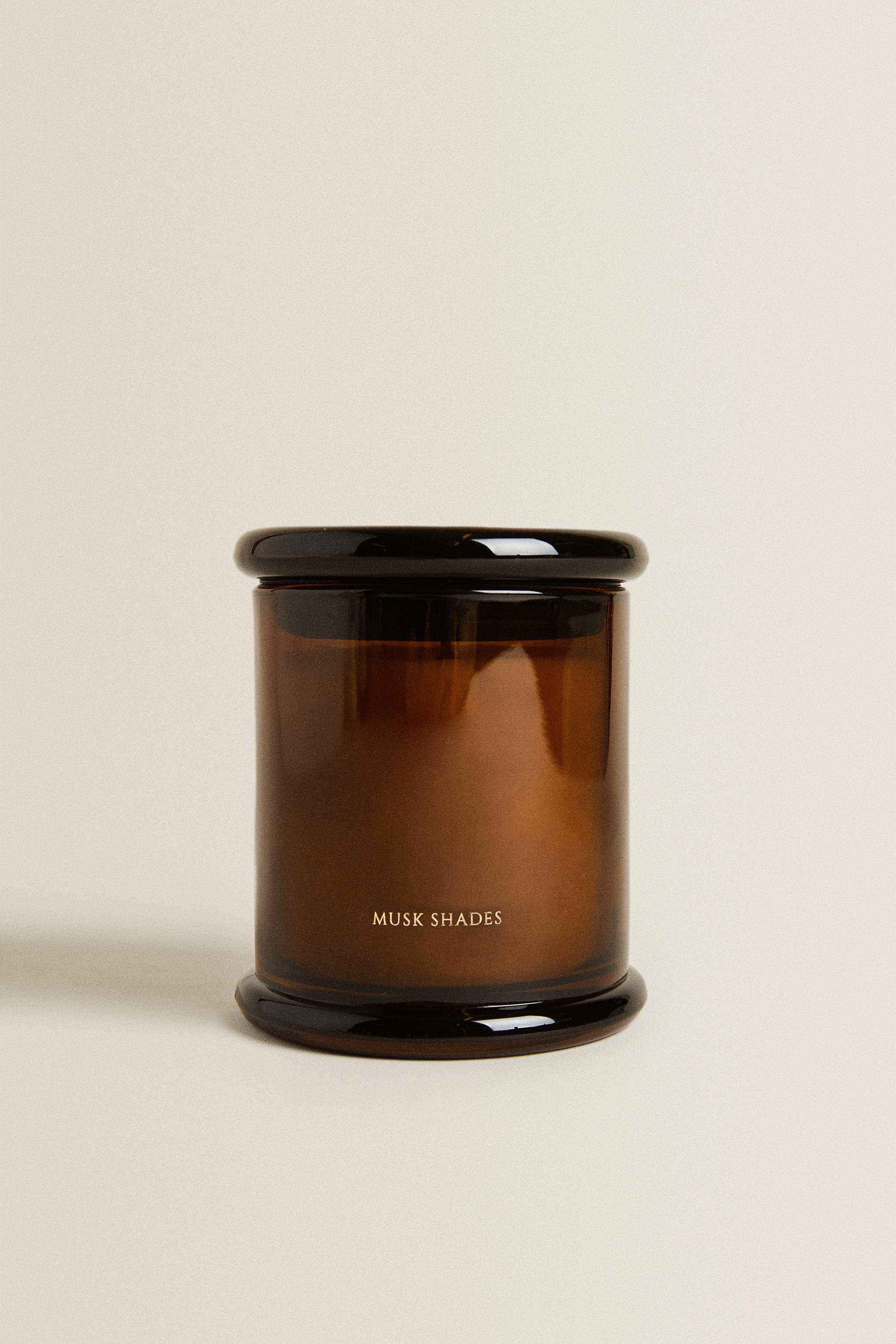 (350 G) MUSK SHADES SCENTED CANDLE Zara Home