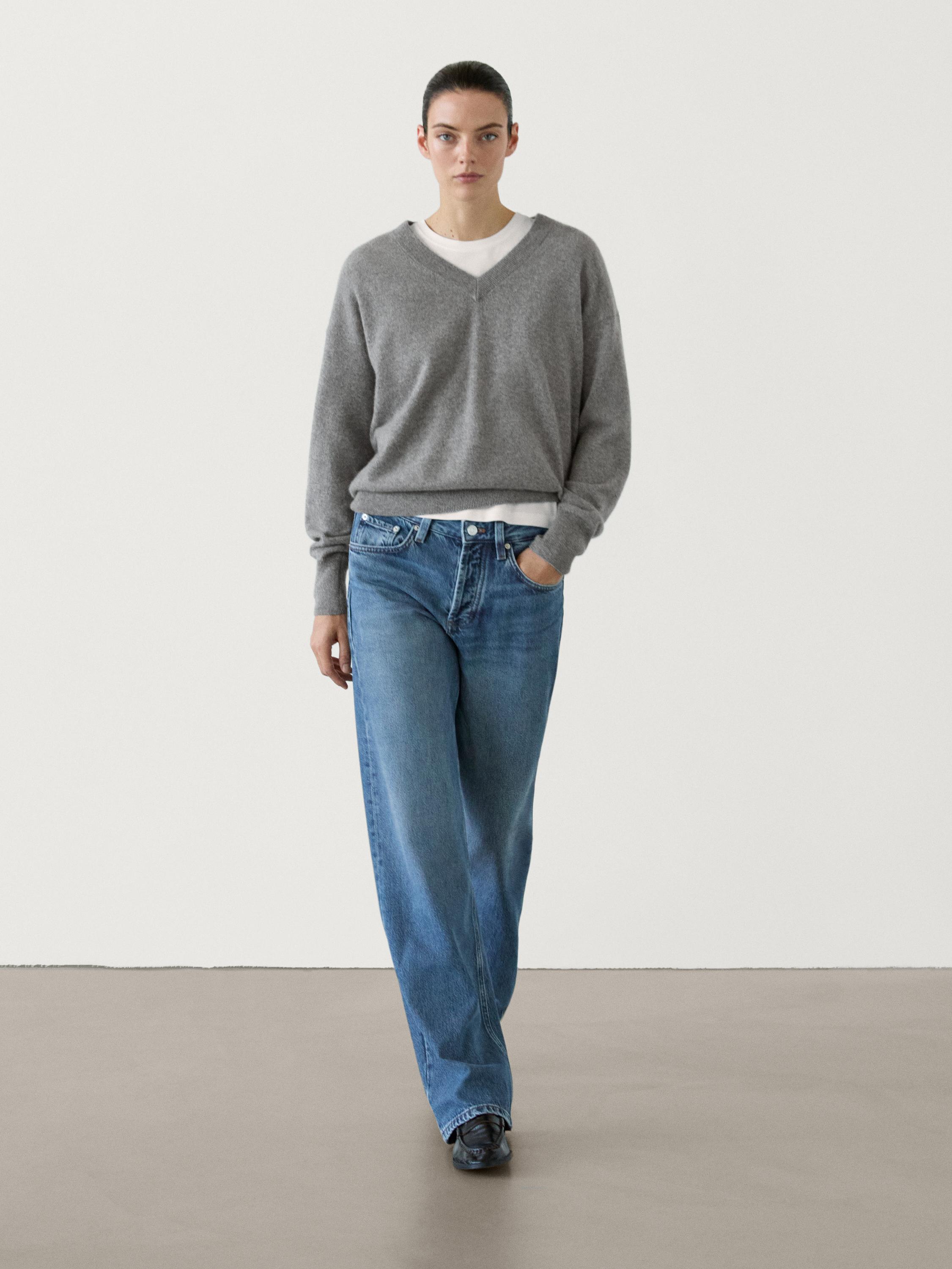 Knit 100% cashmere V-neck sweater Massimo Dutti