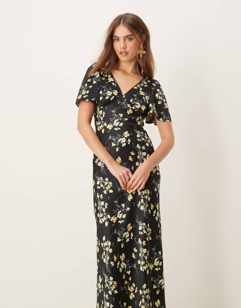 Miss Selfridge v neck midi dress in floral print Miss Selfridge