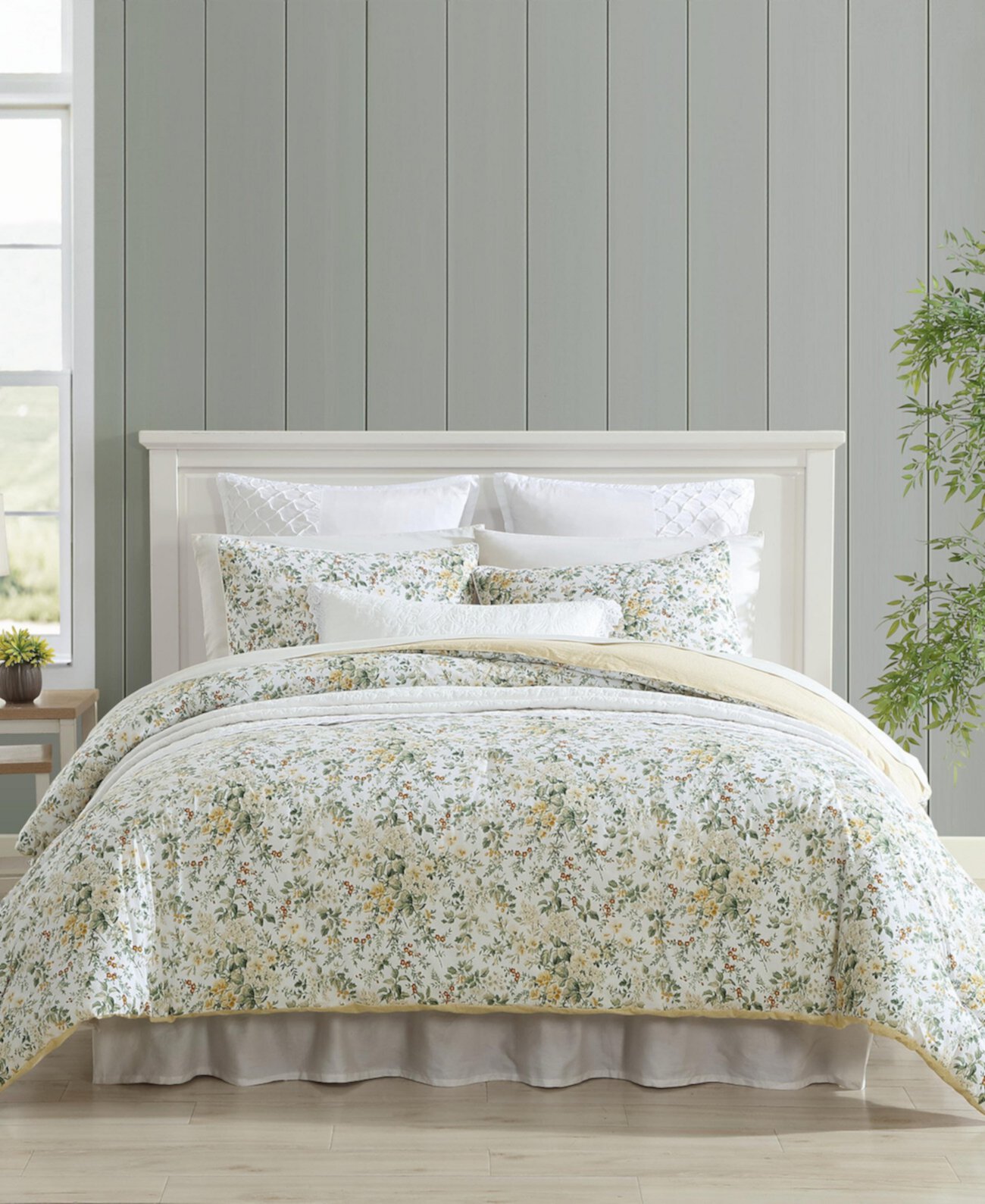 Laura Ashley Country Meadow Reversible 3-Pc. Comforter Set, King Macy's