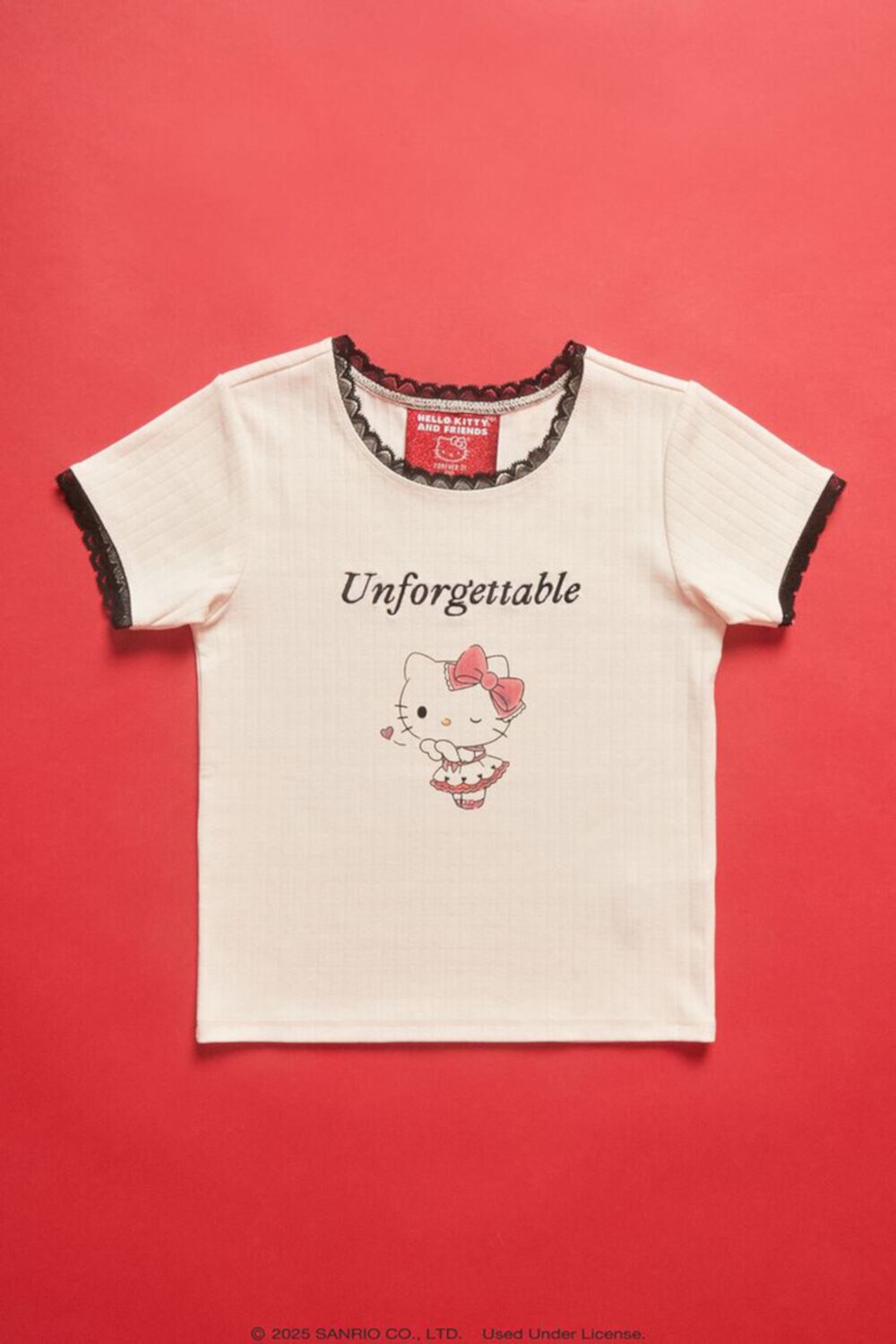 Футболка для девочек с кружевной отделкой и коротким рукавом Hello Kitty 'Unforgettable' от Forever 21 Forever21