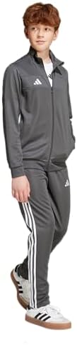 Детская тренировочная куртка adidas Tiro 25 Essentials с влаговыводящей технологией AEROREADY и фирменными тремя полосками Adidas