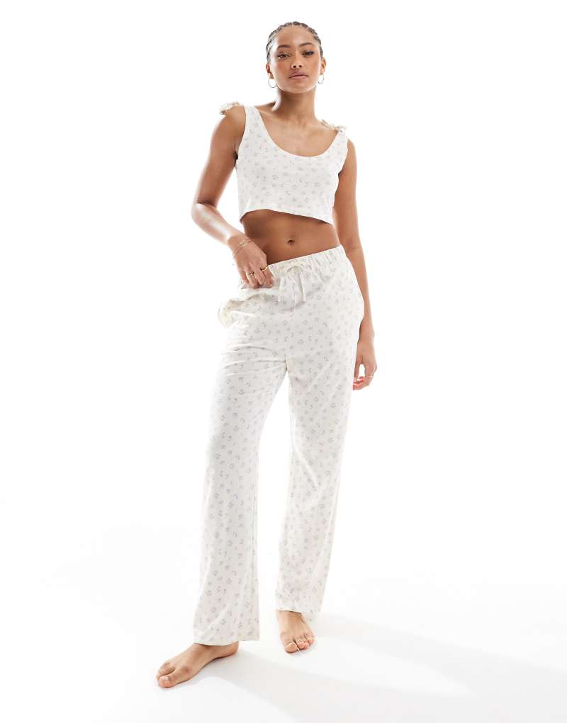 Brave Soul pajama set with floral print in white Brave Soul