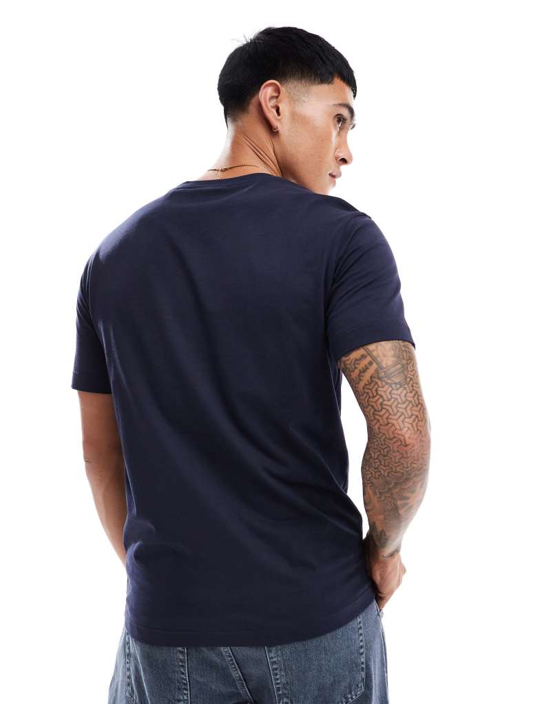 GANT 1949 shield logo t-shirt in navy Gant