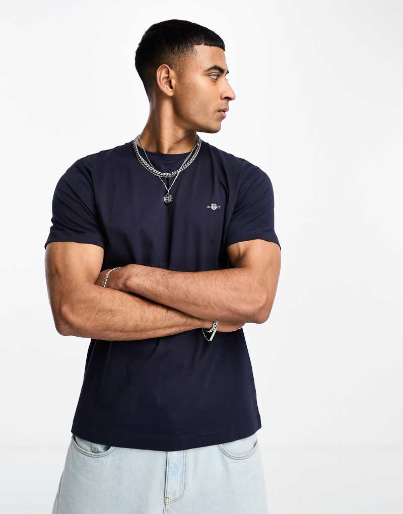 GANT shield logo T-shirt in navy Gant