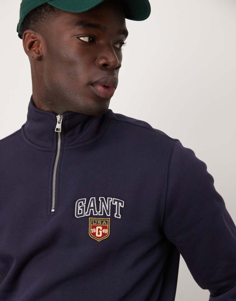 GANT varsity logo half zip sweatshirt in navy Gant