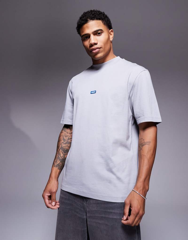 HUGO BLUE Nieros central small logo t-shirt in gray Hugo Blue