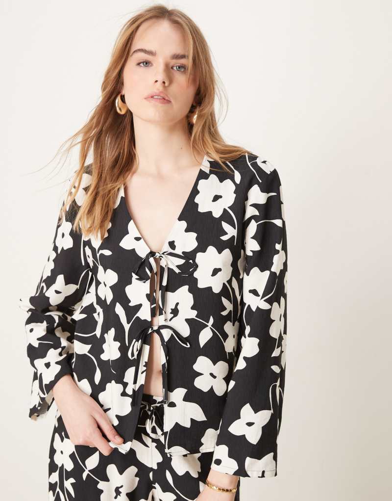 JDY tie detail top with floral print in black - part of a set  Jdy