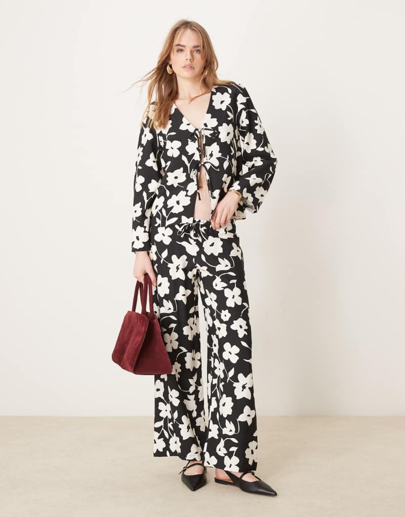 JDY wide leg pants with floral print in black - part of a set  Jdy