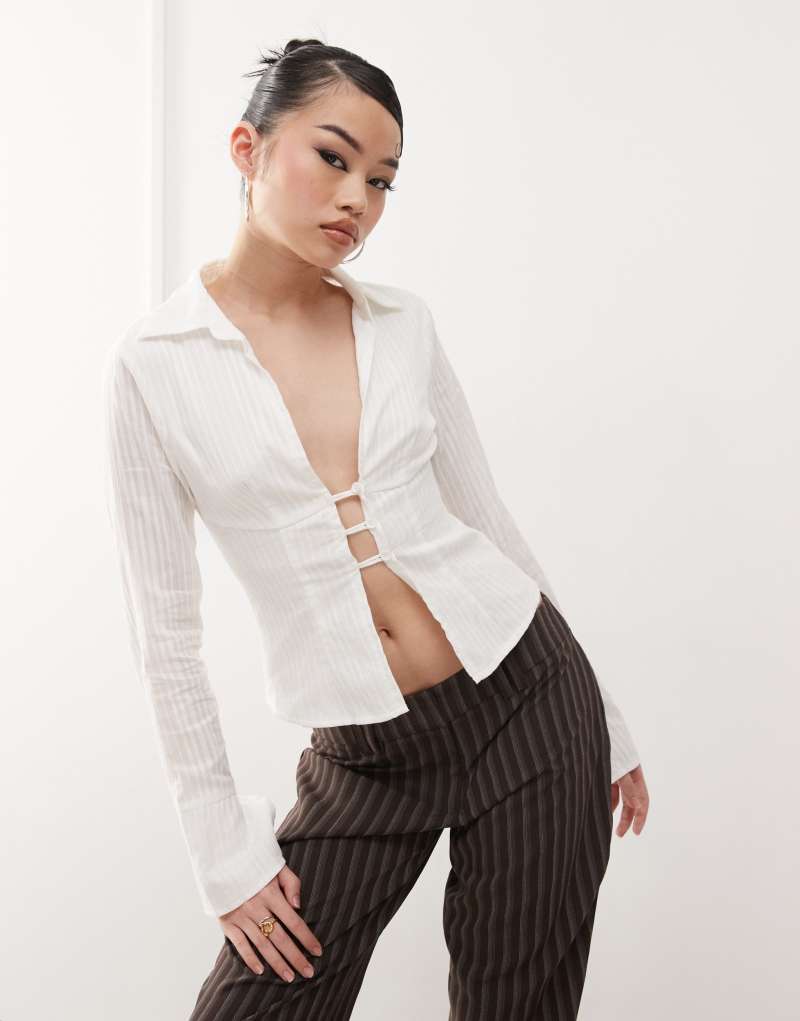 Princess Polly 90s textured stripe flare sleeve plunge collared shirt in white Princess Polly