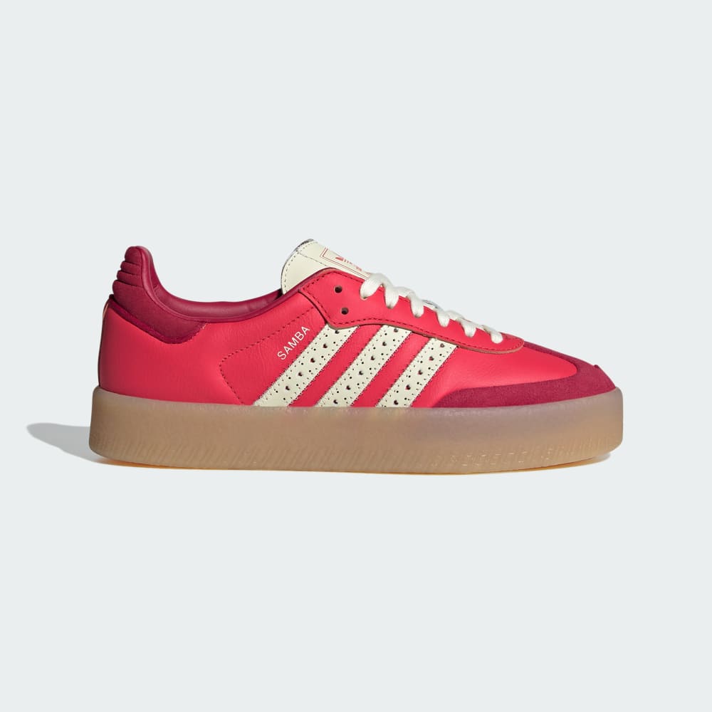 Кроссовки adidas Samba с перфорацией в виде сердца и стильным дизайном Adidas Originals