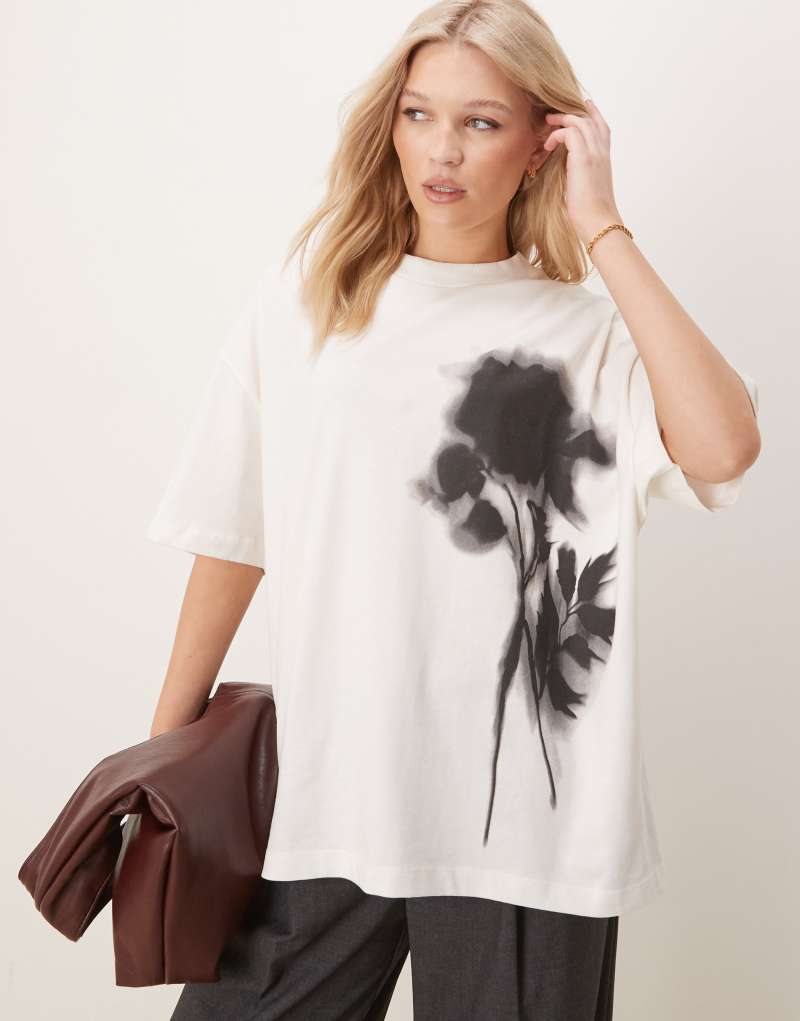 ASOS DESIGN oversized t-shirt with blurred floral graphic in white Asos Design