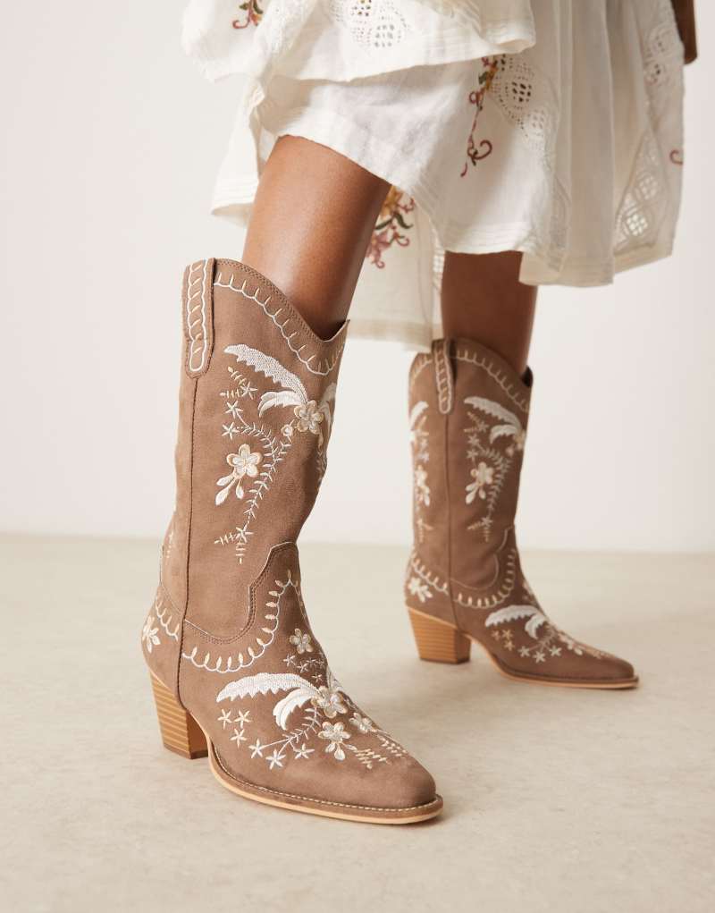 Glamorous Wide Fit embroidered western knee boots in tan Glamorous