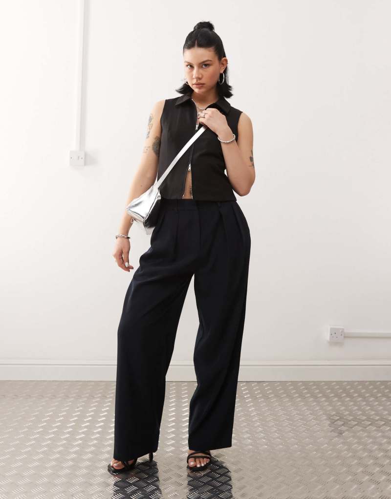 Motel nala slouchy wide leg low rise pants in navy Motel