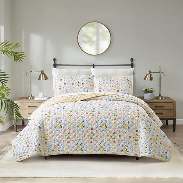 Nanshing Magora Floral 7 Piece Quilt Set Nanshing