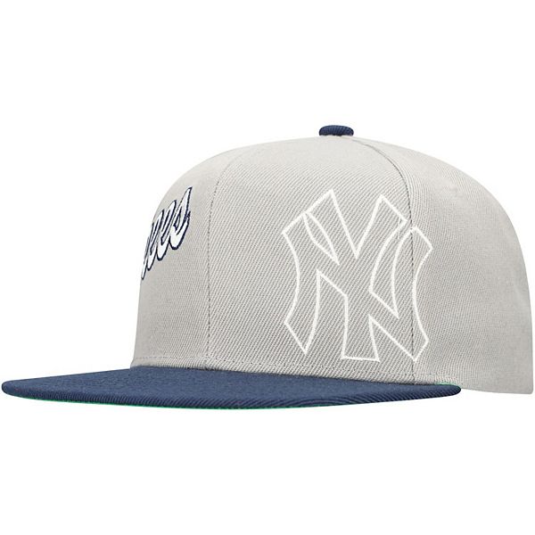 Men's Mitchell & Ness Gray New York Yankees Knock Out Panel Snapback Hat Mitchell & Ness