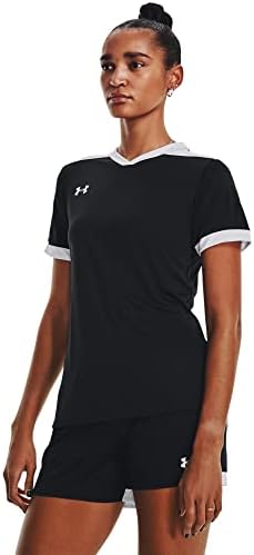 Женская футбольная майка Under Armour Maquina 3.0 из легкого и дышащего черного материала Under Armour