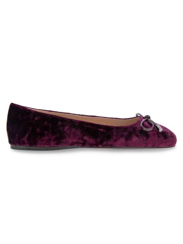 Hartly Velvet Ballet Flats BCBGeneration