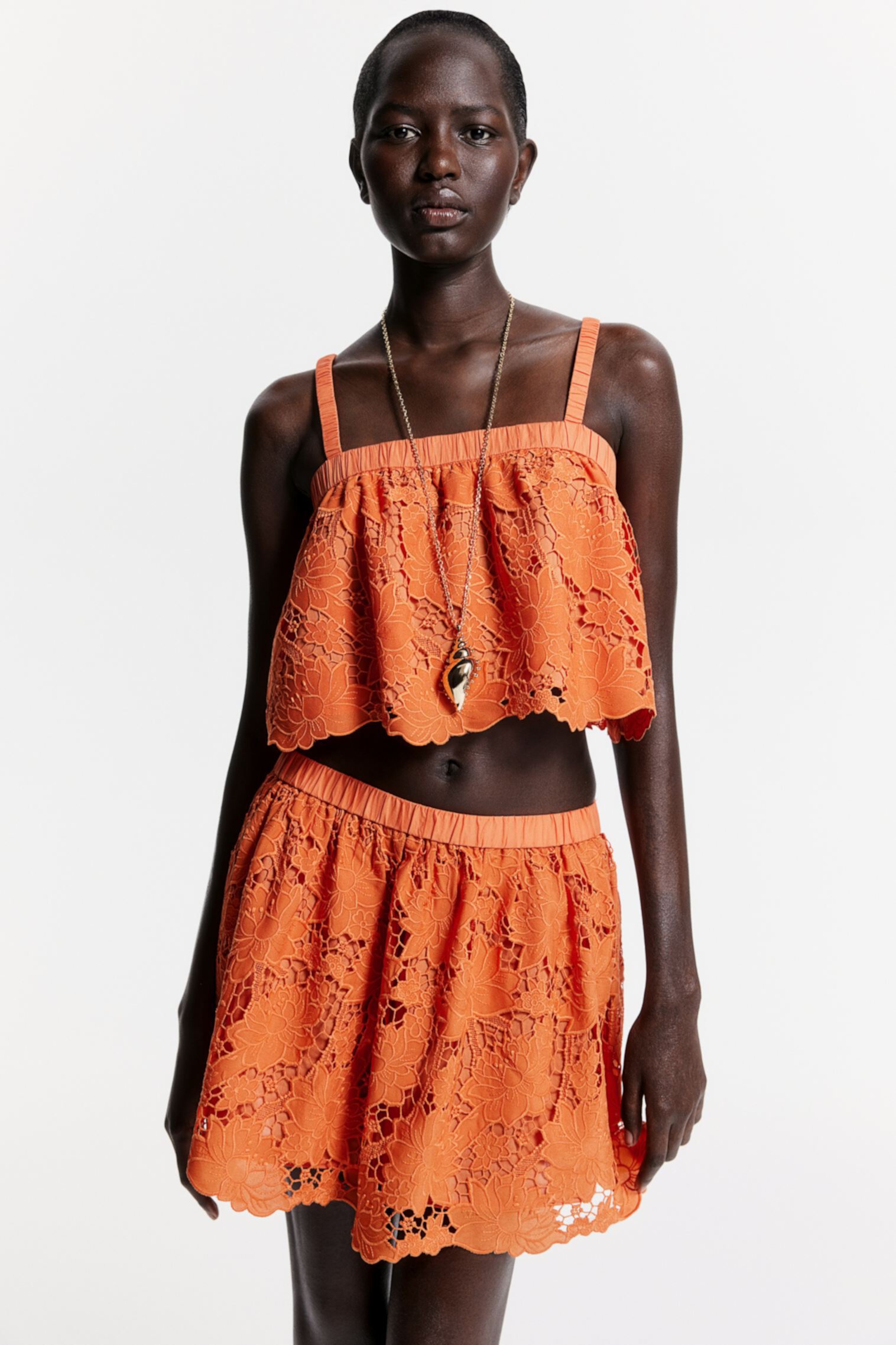 Eyelet Embroidery Top H&M