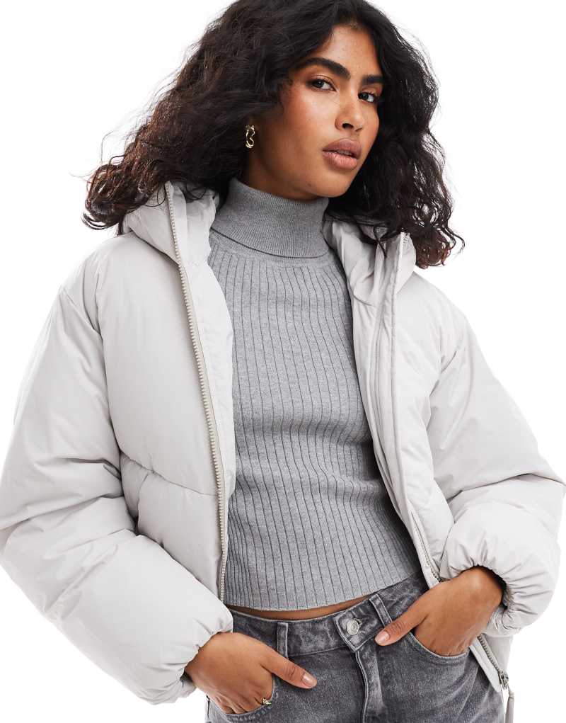 JJXX cropped hooded puffer jacket in light gray  Jjxx