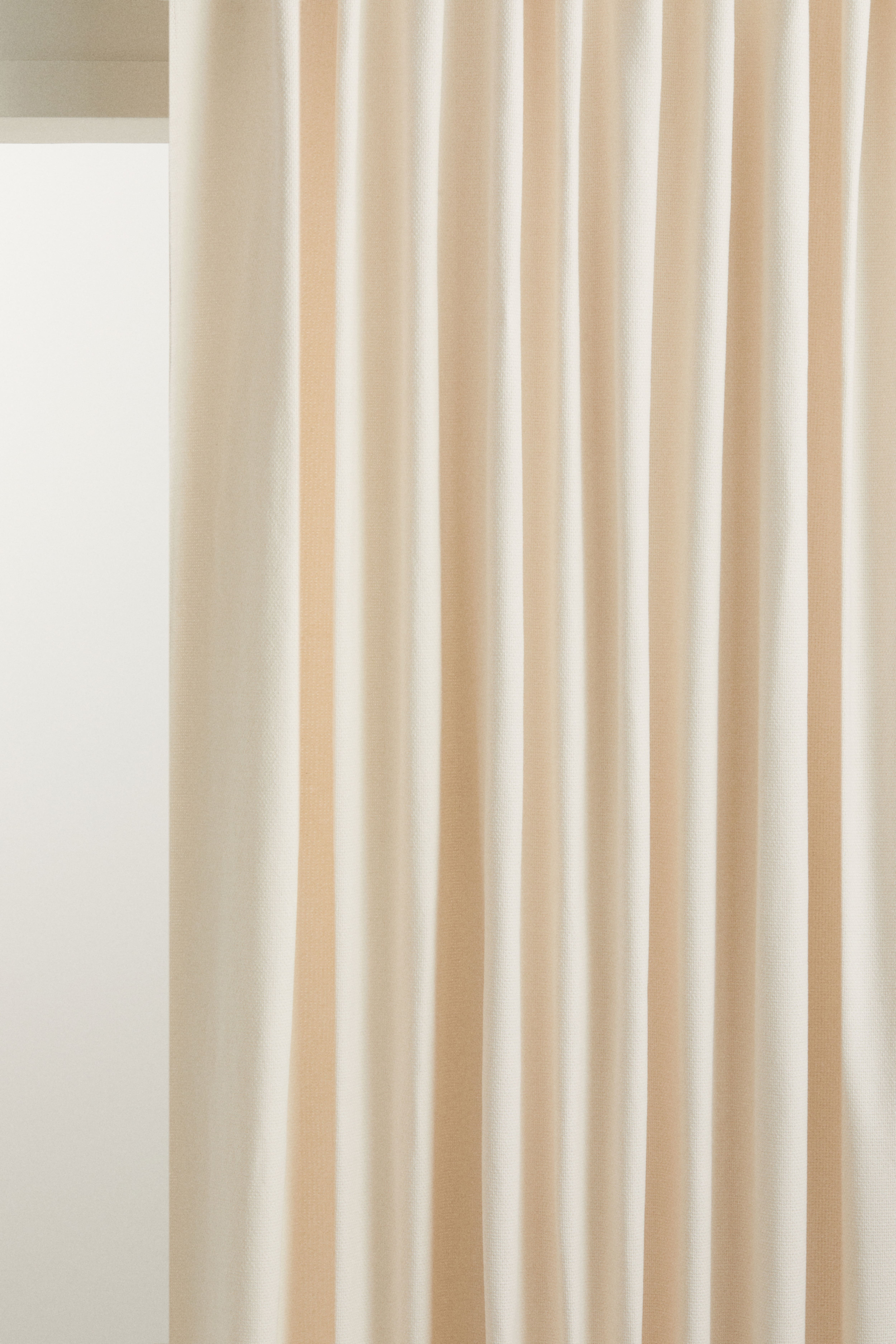 Single-pack Wide Cotton Curtain Panel H&M