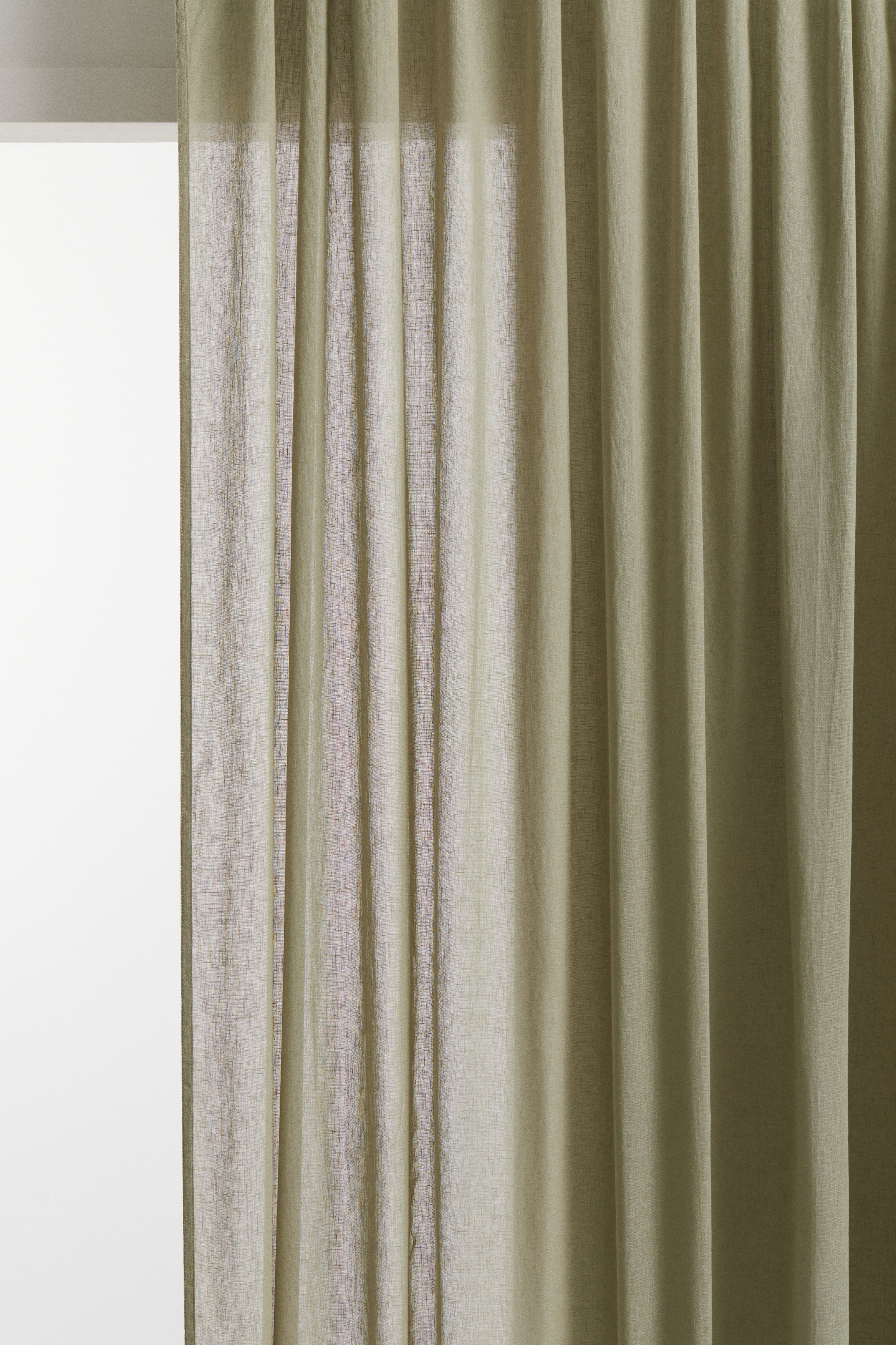 1-pack Wide Linen-Blend Curtain Panel H&M