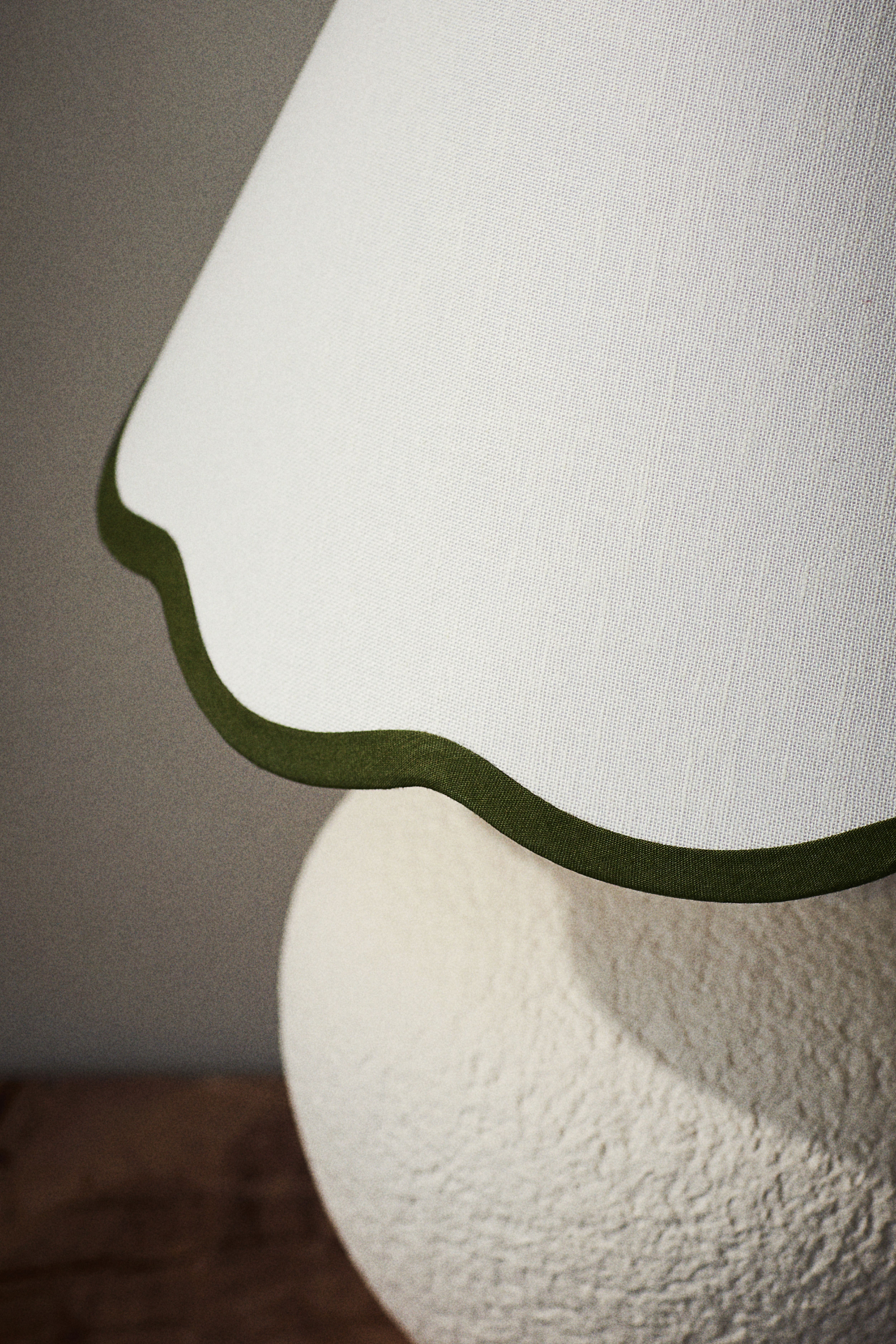 Scalloped-edge Lampshade H&M