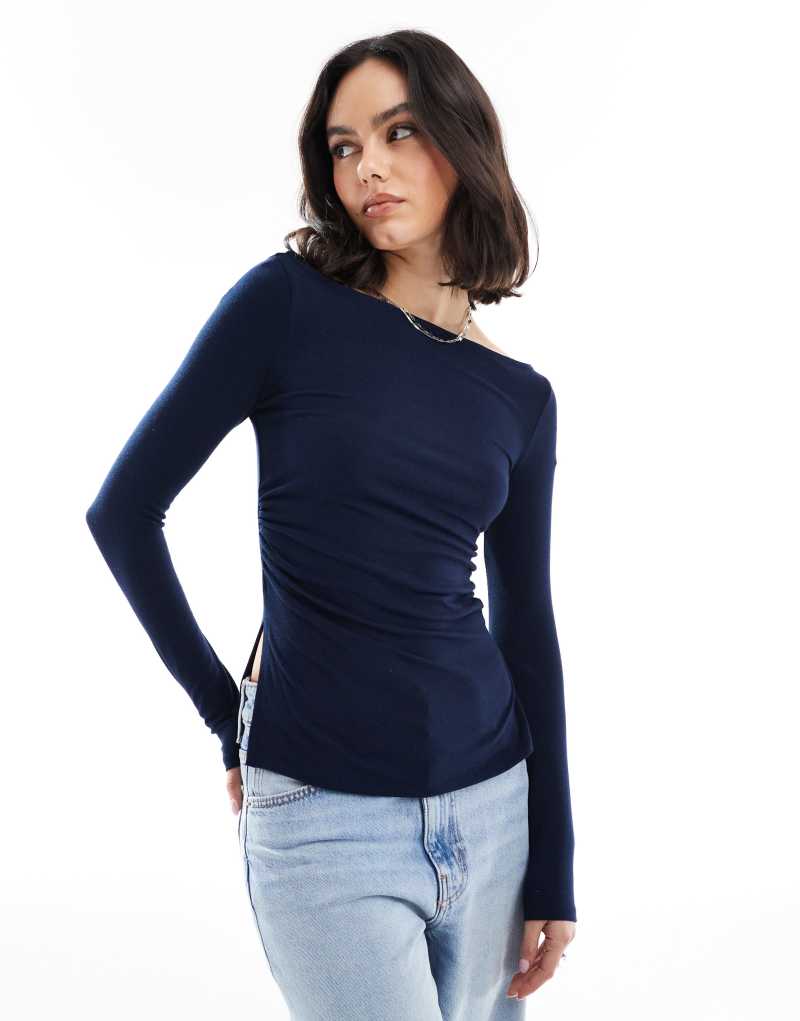 Bershka ruched side long sleeve t-shirt in navy Bershka