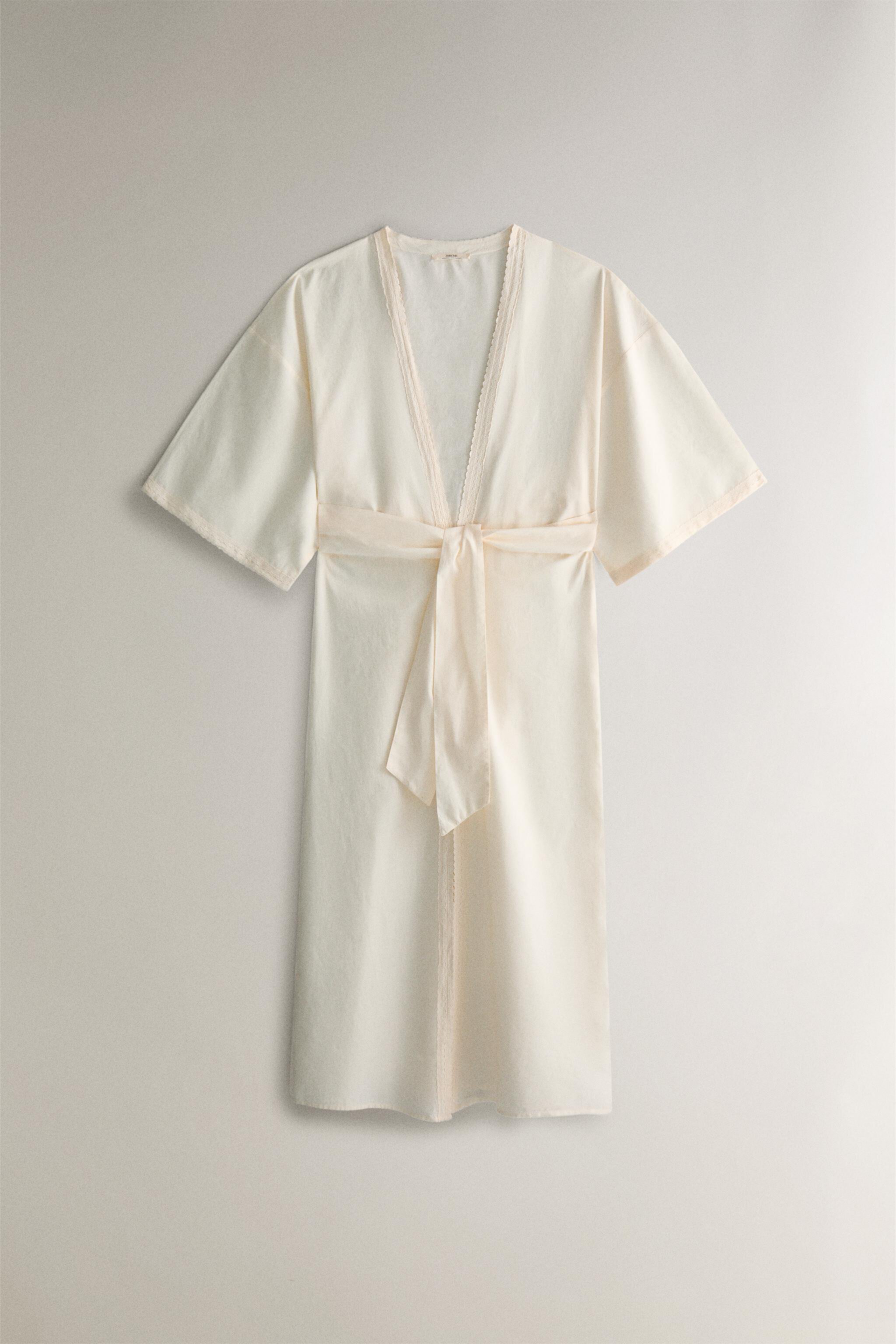 COTTON LACE ROBE WITH SEAMS Zara Home