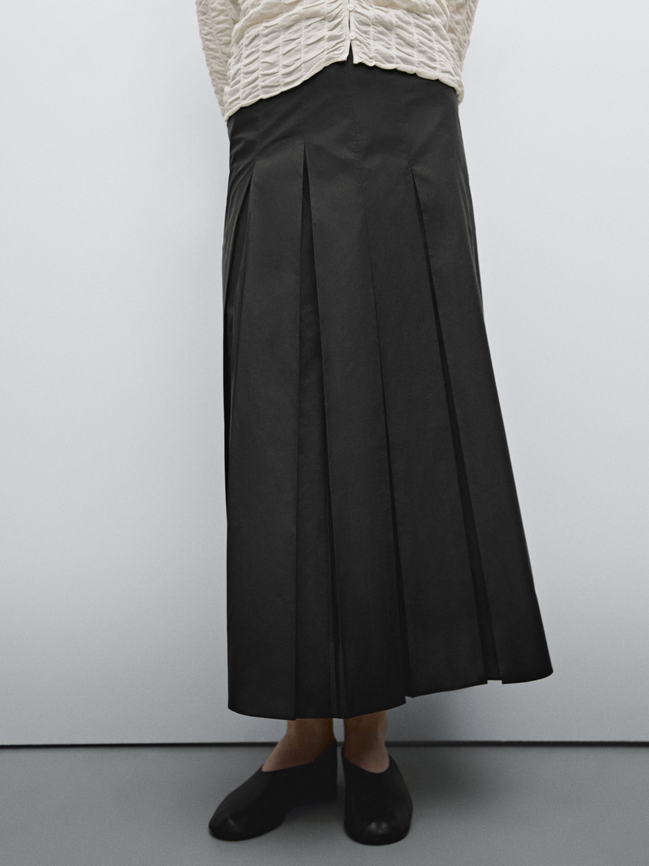 Midi skirt with asymmetric pleats Massimo Dutti