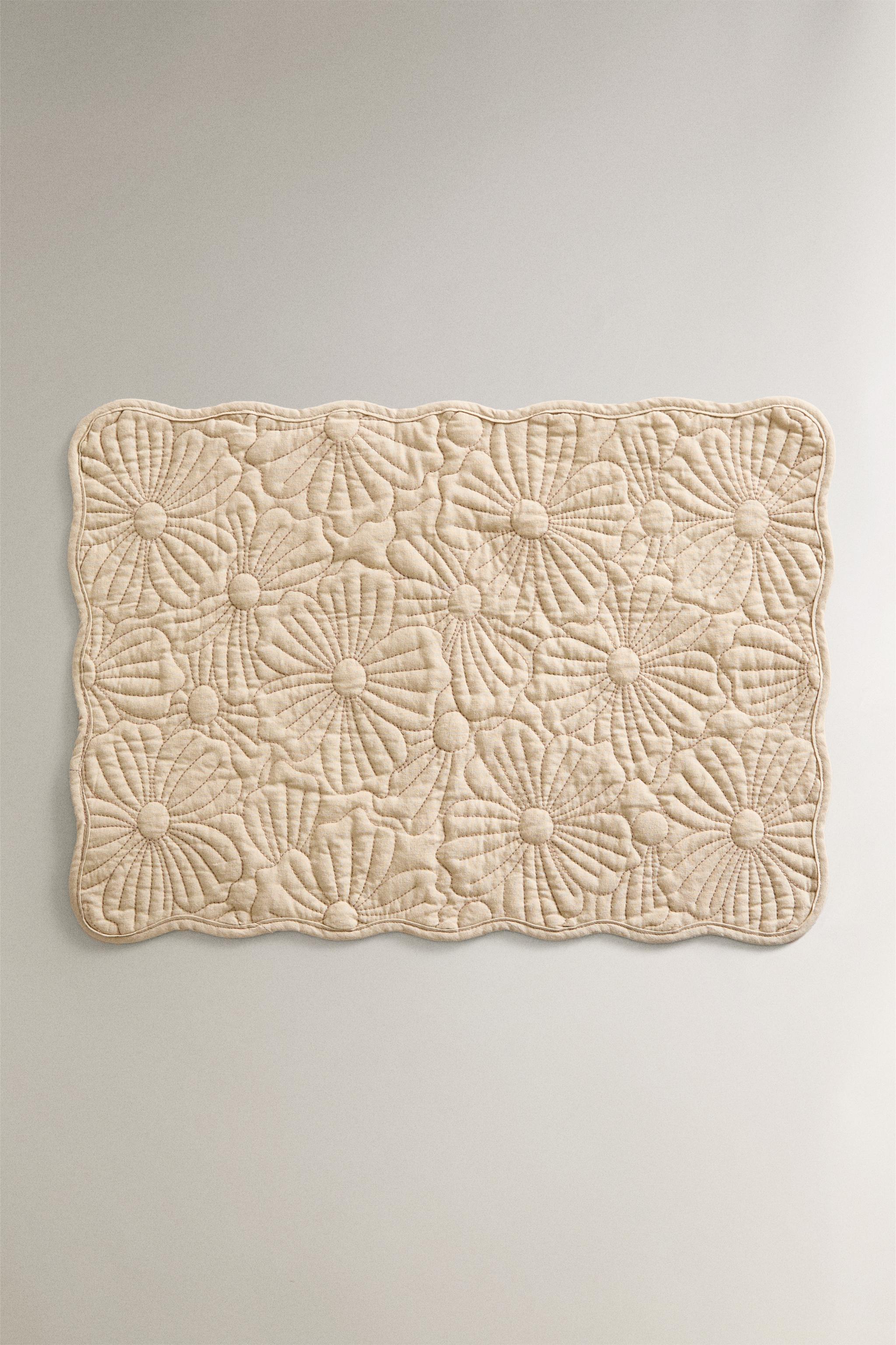 QUILTED FLORAL PLACEMAT Zara Home