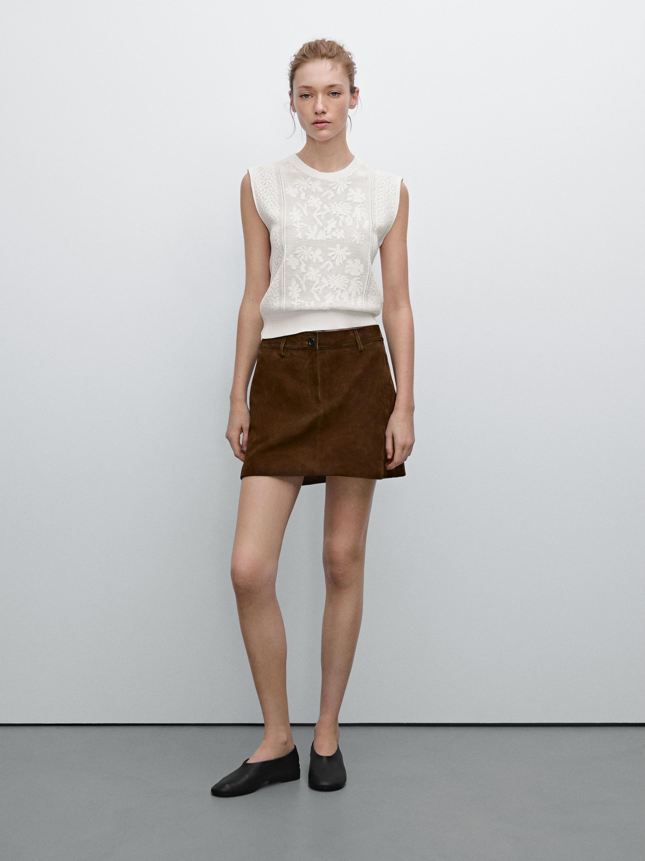 Sleeveless top with lace detail Massimo Dutti