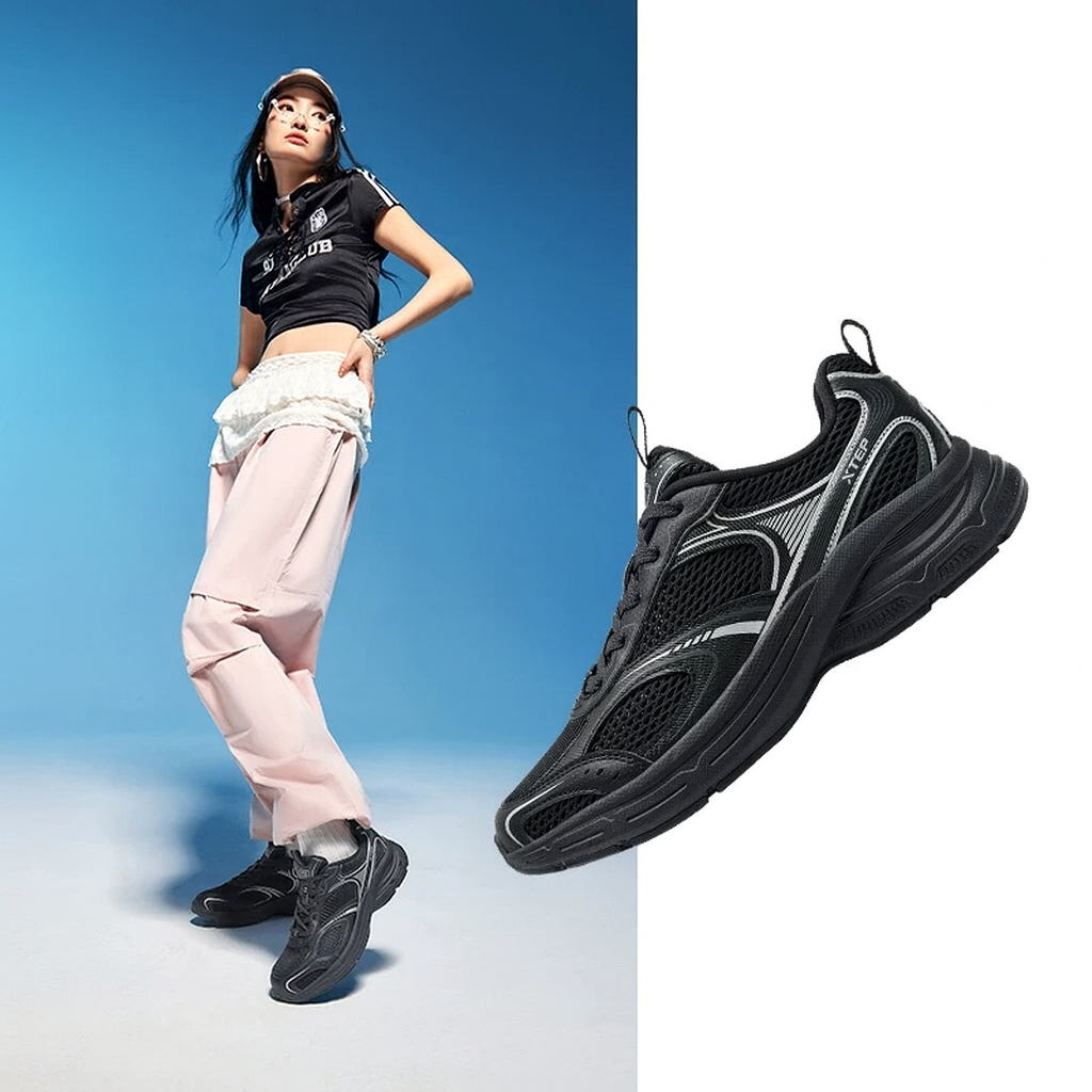 Черный (Black / Space Silver (Women)) Черный (Black / Space Silver (Women))